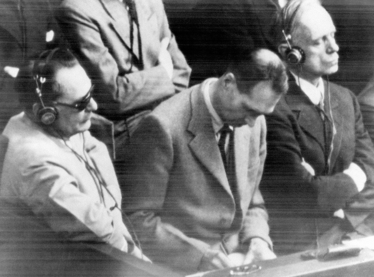 2 октября 1946 года. Нюрнбергский процесс. Приговор. Герман Геринг, Рудольф Гесс и Иоахим фон Риббентроп. Фото: ASSOCIATED PRESS
