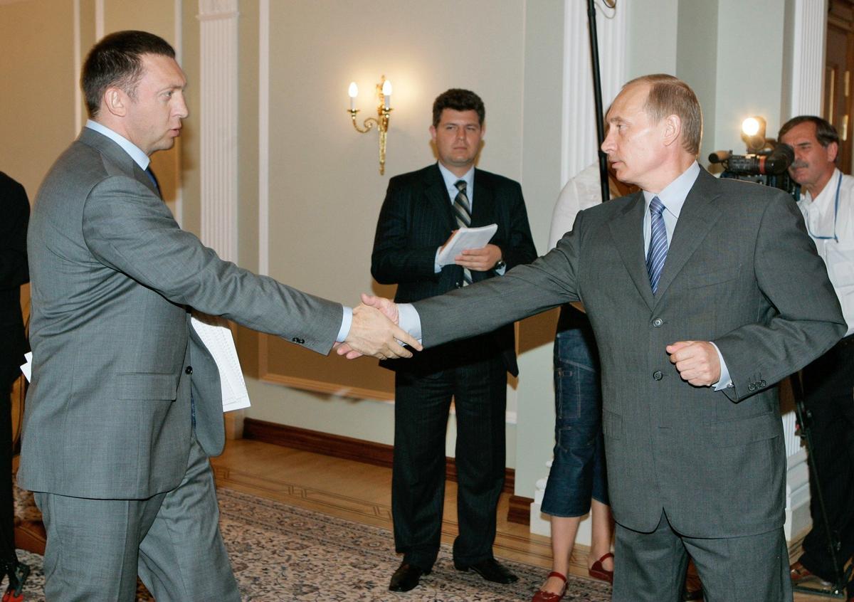 Vladimir Putin and Oleg Deripaska. Photo: ITAR-TASS / Dmitry Astakhov