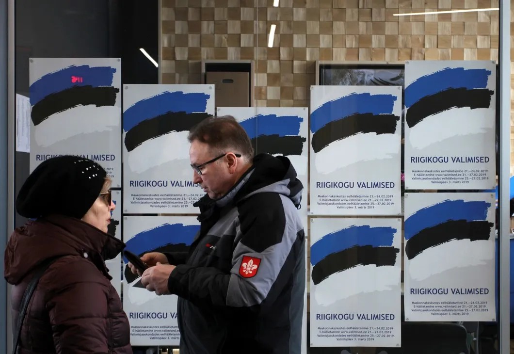 Эстонские избиратели во время голосования. Фото: ЕРА