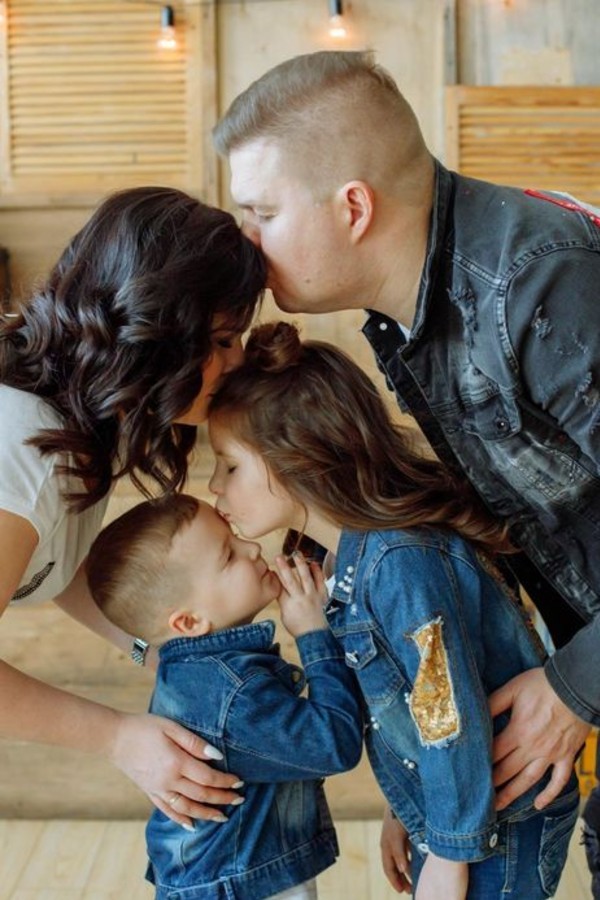 Максим Барбашин с семьей. Фото предоставлено героями публикации