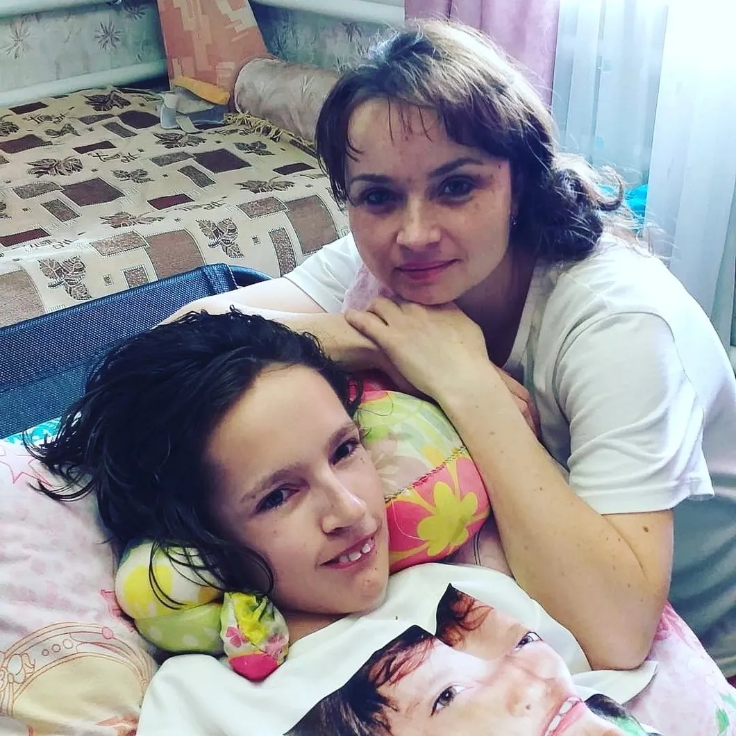Полина Демидова с матерью. Фото предоставлено «Новой» семьей