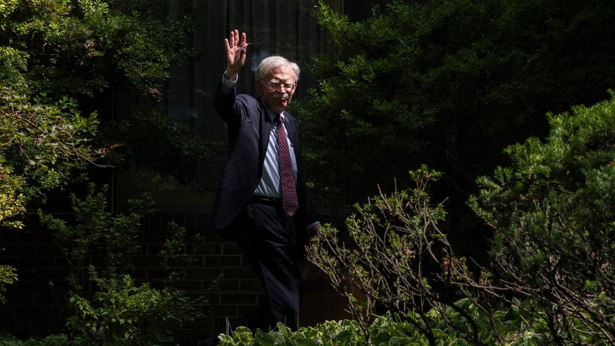 Болтон — находка для шпиона, которую «стоило выдумать»