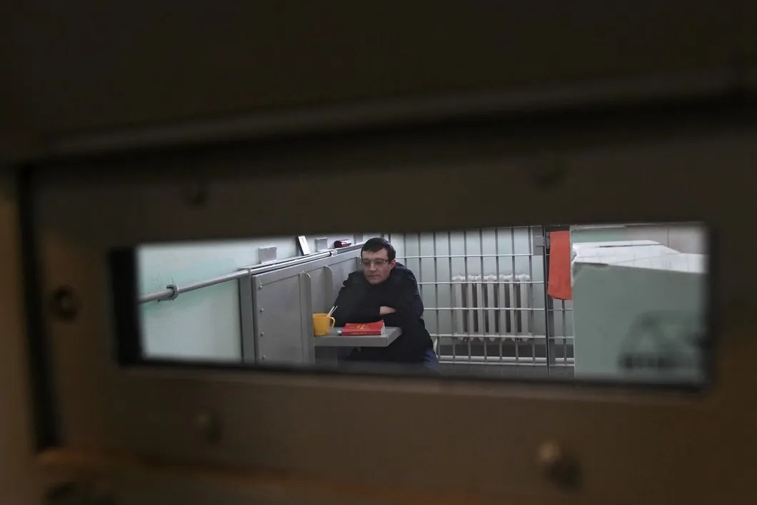 Заключенный в карцере следственного изолятора № 2 УФСИН. Москва. Фото: РИА Новости