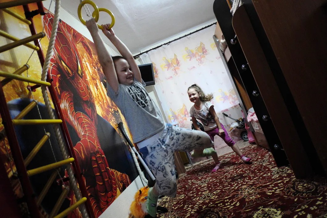 Дети семьи Заитовых. Фото: Виталий Кавтарадзе, специально для «Новой газеты»