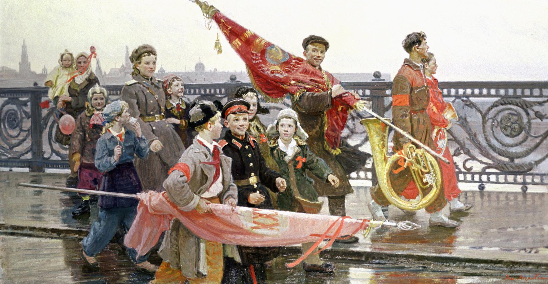Репродукция картины «После демонстрации. Они видели Сталина» художника Дмитрия Мочальского. Архив РИА Новости
