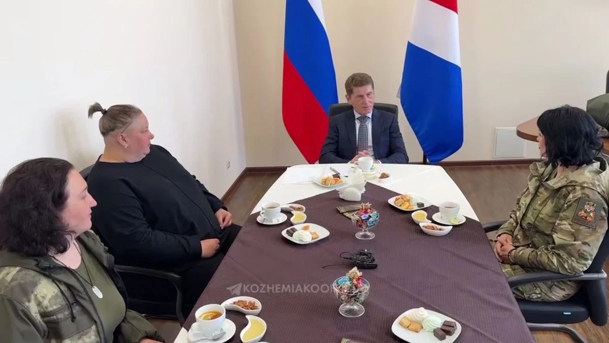 Встреча с губернатором Приморья Олегом Кожемяко. Скриншот из видео в телеграм-канале Олега Кожемяко