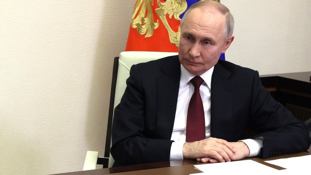 Путин предложил Трампу красноярский алюминий и редкоземельные металлы. И сравнил рейтинги Зеленского и «господина Залужного»