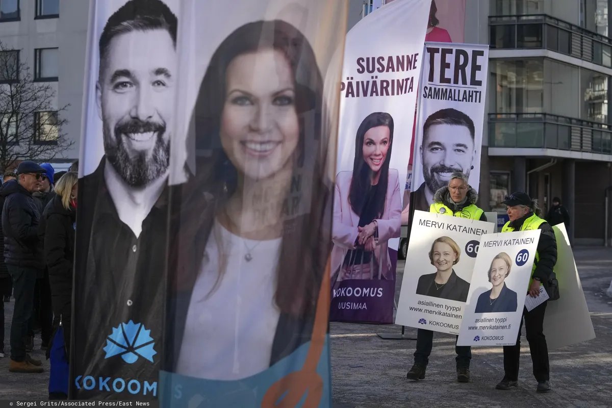 Предвыборные плакаты в Эспоо, Финляндия. 1 апреля 2023 г. Фото: Sergei Grits / Associated Press / East News