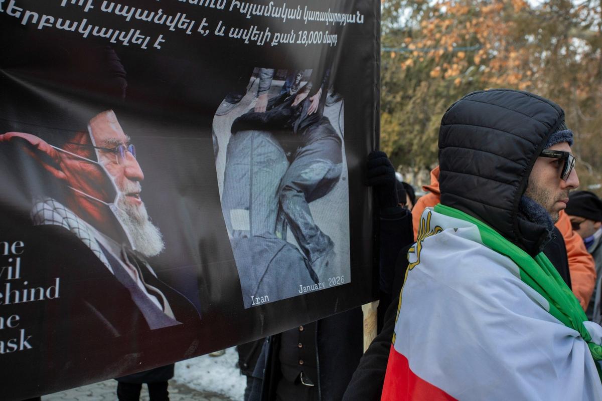 Акция-шествие в Ереване против диктатуры в Иране, 17.01.2026 г. Фото: Александр Гребешков