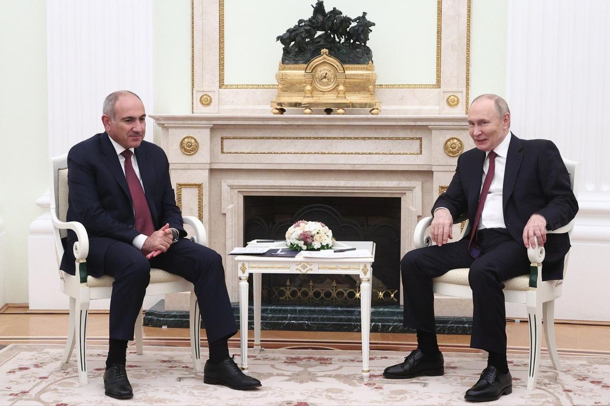 Никол Пашинян и Владимир Путин. Фото: Sofya Sandurskaya / TASS