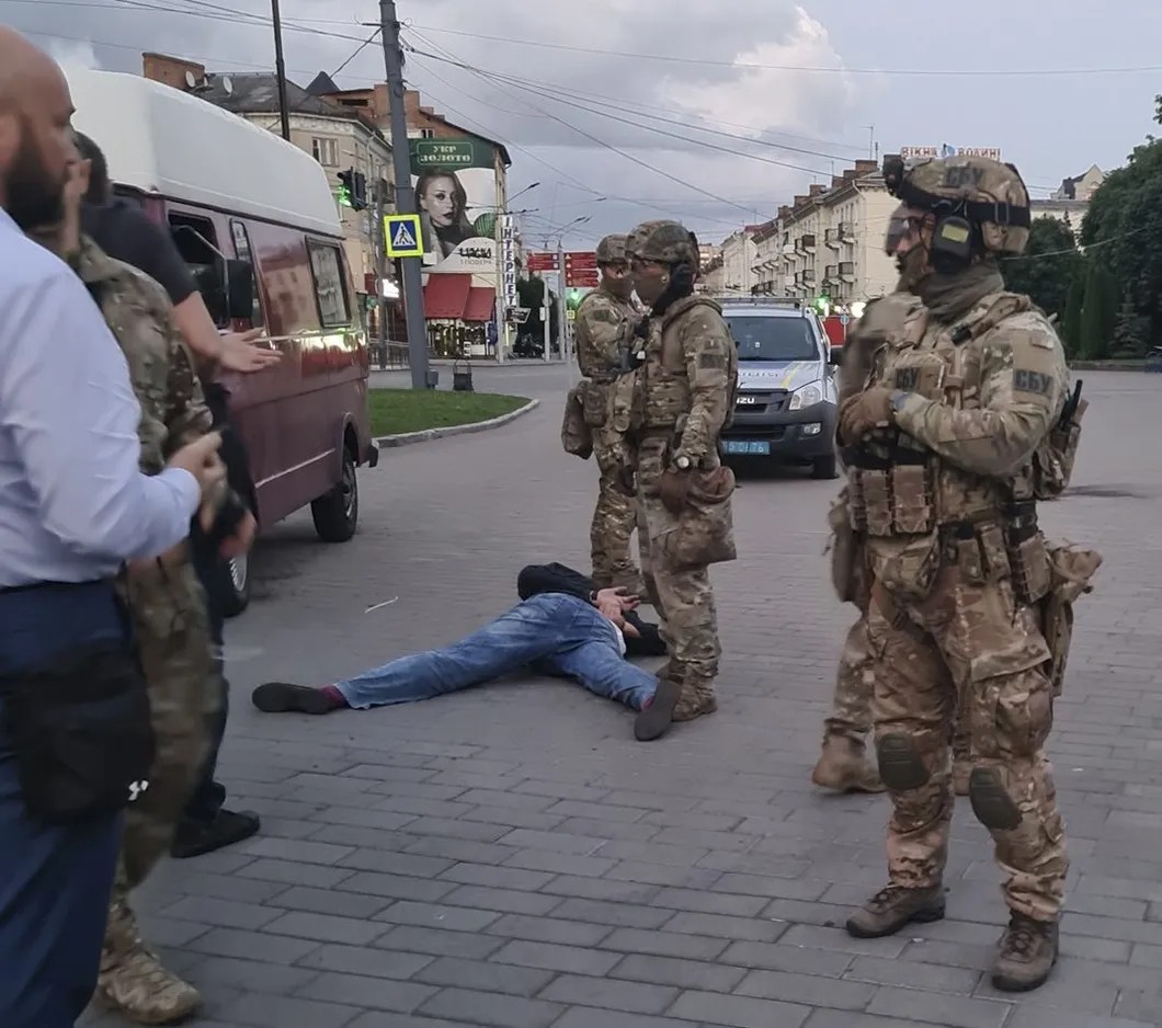 Задержание террориста Максима Кривоша. Фото: ЕРА