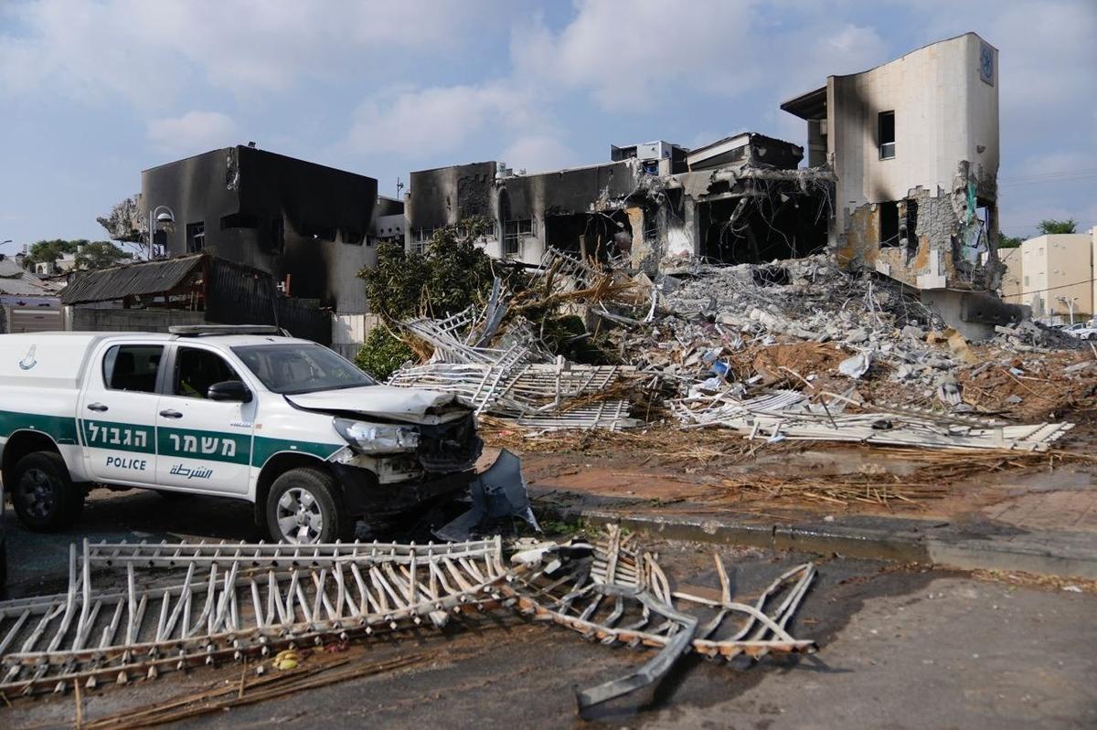 Разрушенный полицейский участок в Сдероте. Фото: соцсети