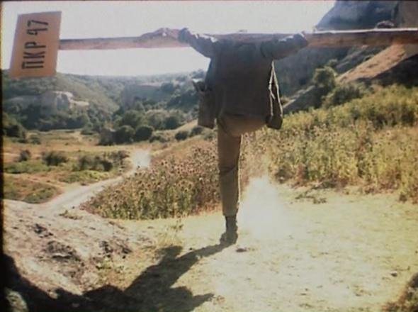 Кадр из фильма «Нога»