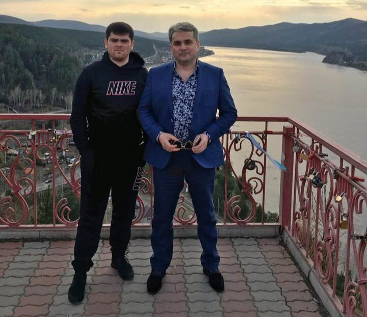 Хаваж-Бауди Гутаев и его отец Ахмед. Фото из соцсетей