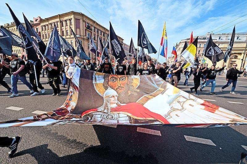 Крестный ход в Санкт-Петербурге. Фото: Алексей Смагин / «Коммерсантъ»