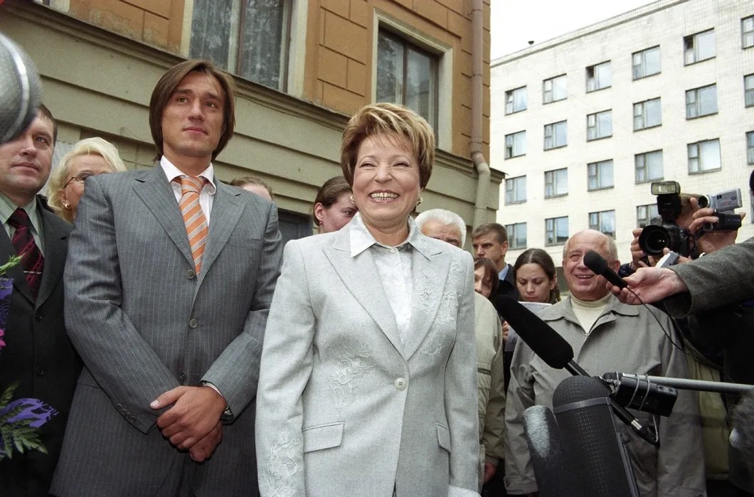 Валентина Матвиенко с сыном Сергеем. Фото: photoxpress