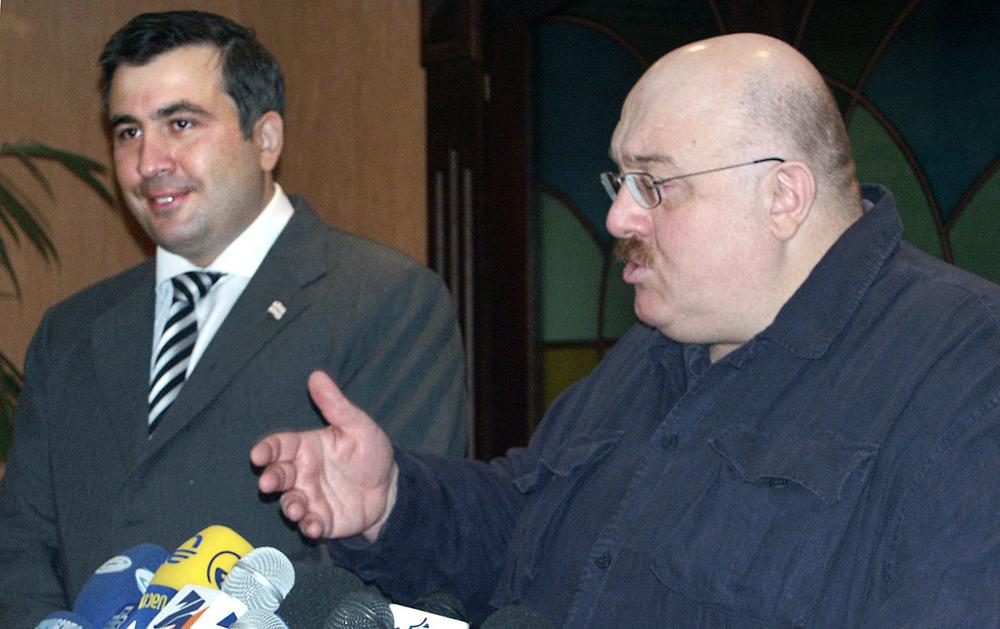 Михаил Саакашвили и Каха Бендукидзе (справа). Фото: ИТАР-ТАСС/ Глаз Грузии