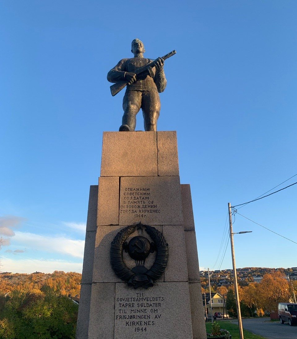 Памятник советскому солдату в Киркенесе. Фото: Татьяна Брицкая / «Новая газета»