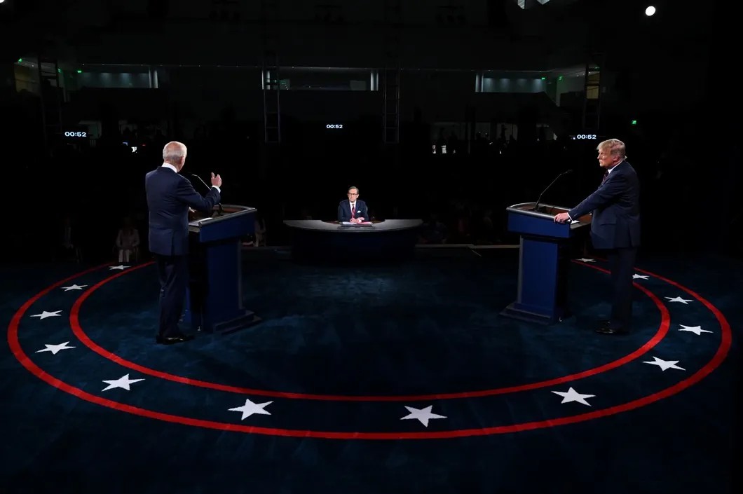 Трамп и Байден во время дебатов 30 сентября. Фото: Reuters
