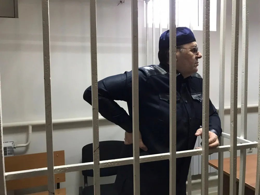 Правозащитник Оюб Титиев в Шалинском городском суде. Фото: Надежда Прусенкова / «Новая газета»