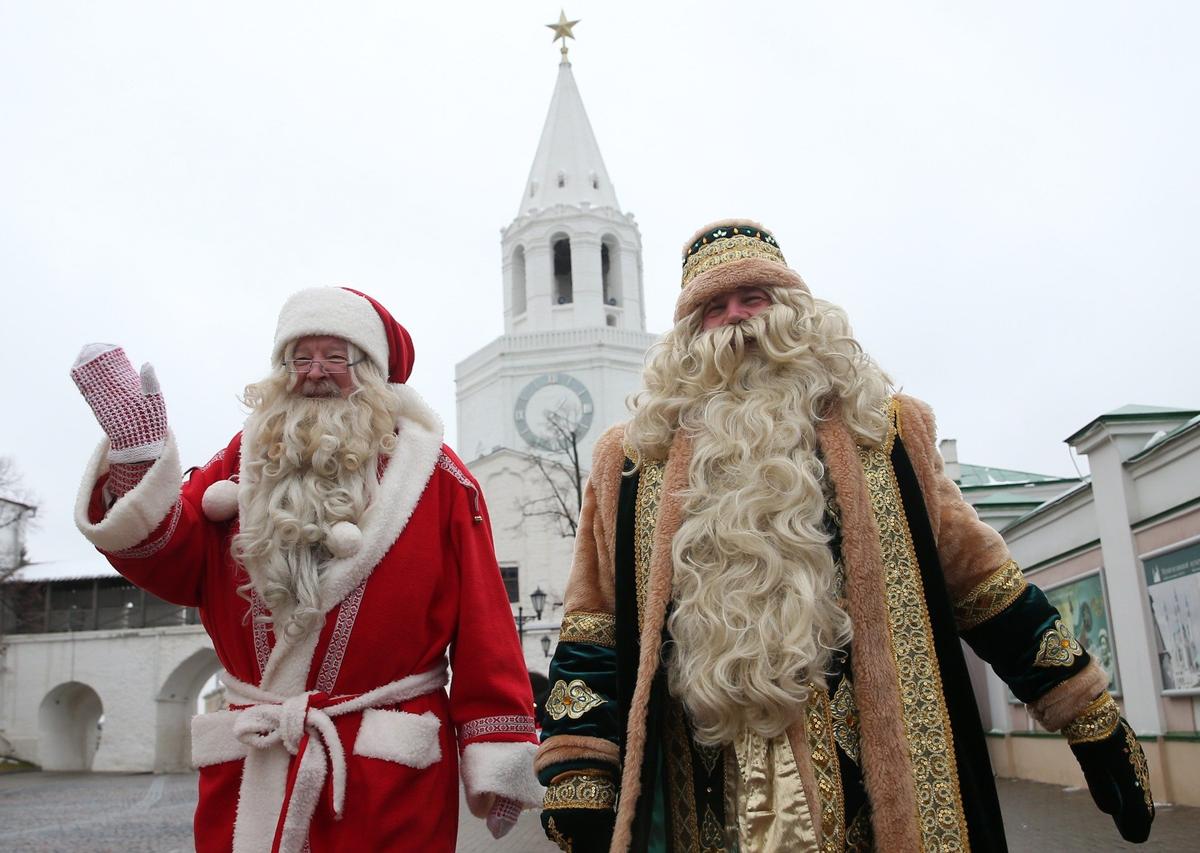 Визит Санты к Деду Морозу. Фото: Егор Алеев/ТАСС