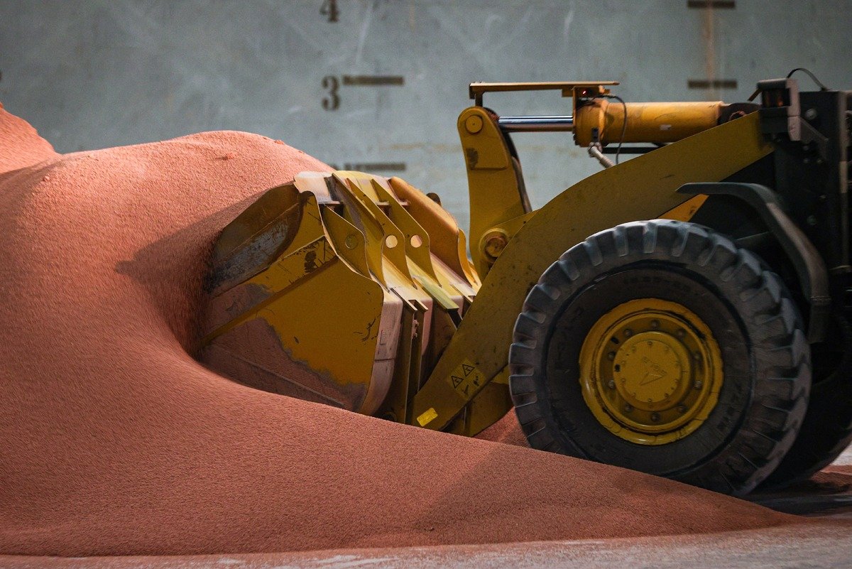 Производство аммиака, азотных и сложных минеральных удобрений. Фото: Эрик Романенко / ТАСС