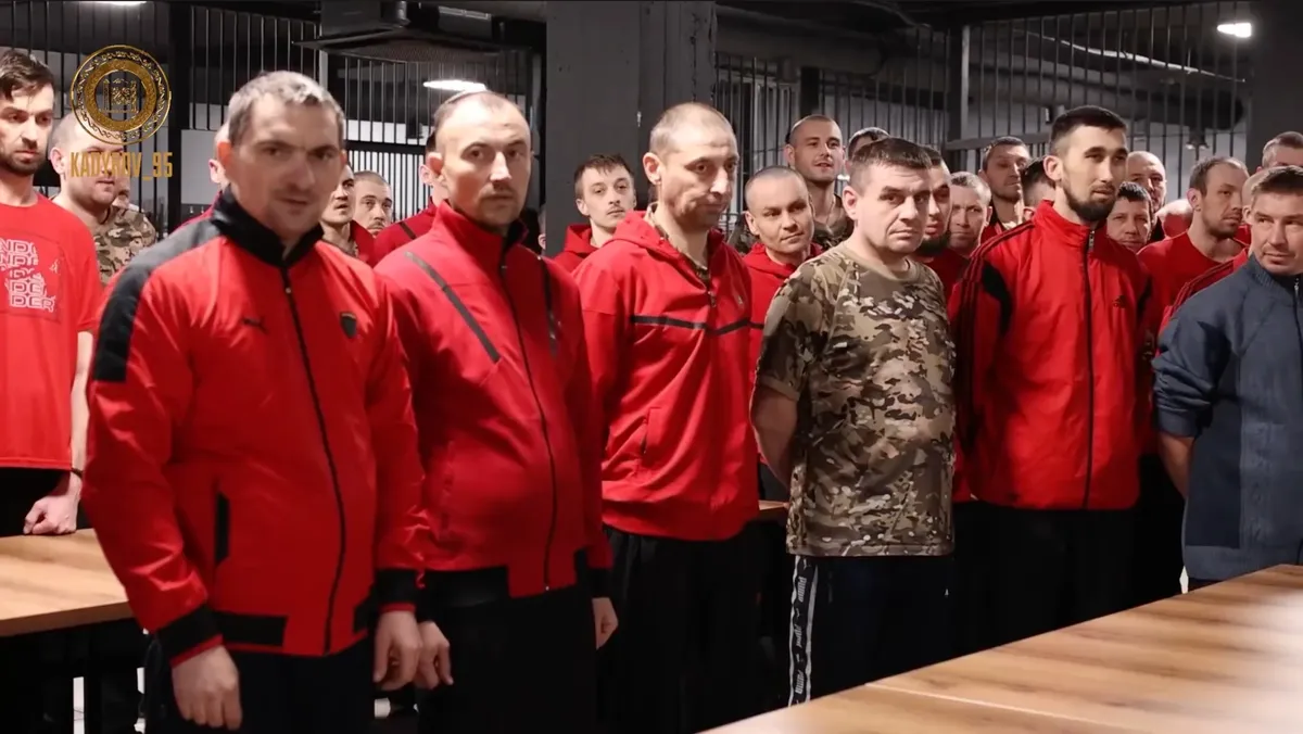 Пленные солдаты ВСУ на встрече с Кадыровым. Источник: телеграм-канал @kadyrov_95 