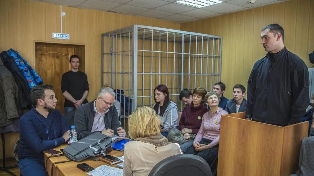 В суде выступает Кирилл Орлов. Фото: штаб Навального в Челябинске