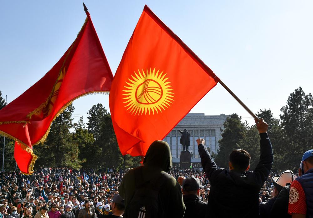 Протесты в Кыргызстане осенью 2020 года. Фото: AP / TASS