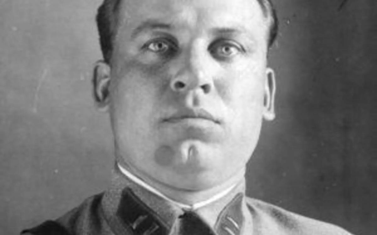 Палач-хапуга и находки школьников