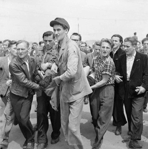 Пострадавший во время массовых протестных акций в Германии в 1953 году. Фото из открытых источников