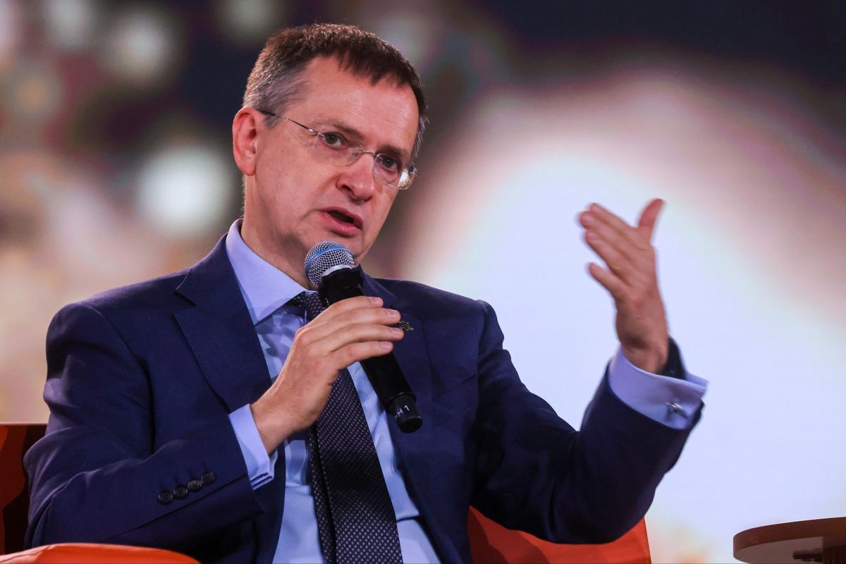 Владимир Мединский на форуме классных руководителей в Москве. Фото: Сергей Карпухин / ТАСС