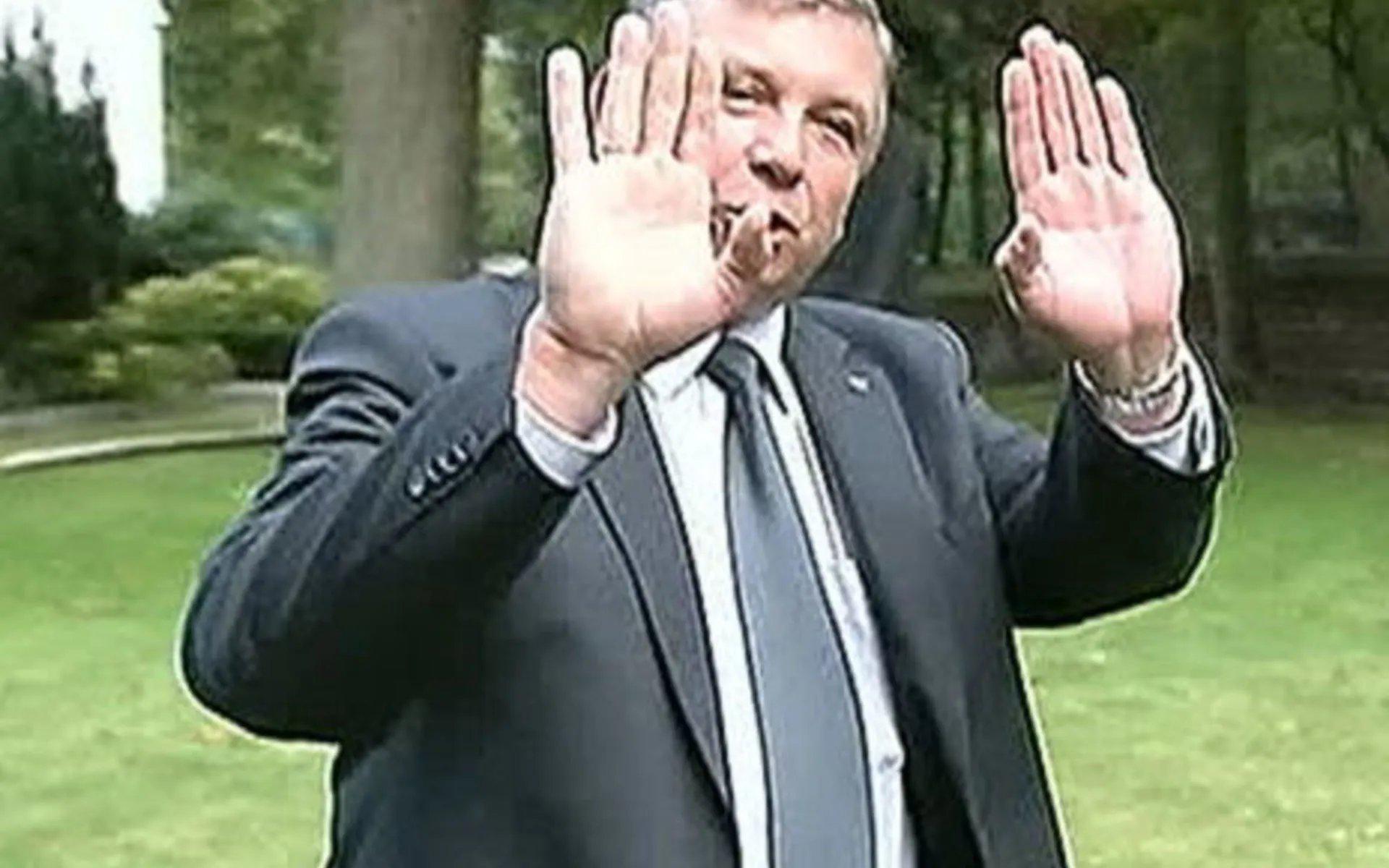 Ответили по-королевски