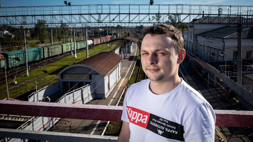 Суд восстановил в должности машиниста московского метро, уволенного после слива базы сторонников Навального
