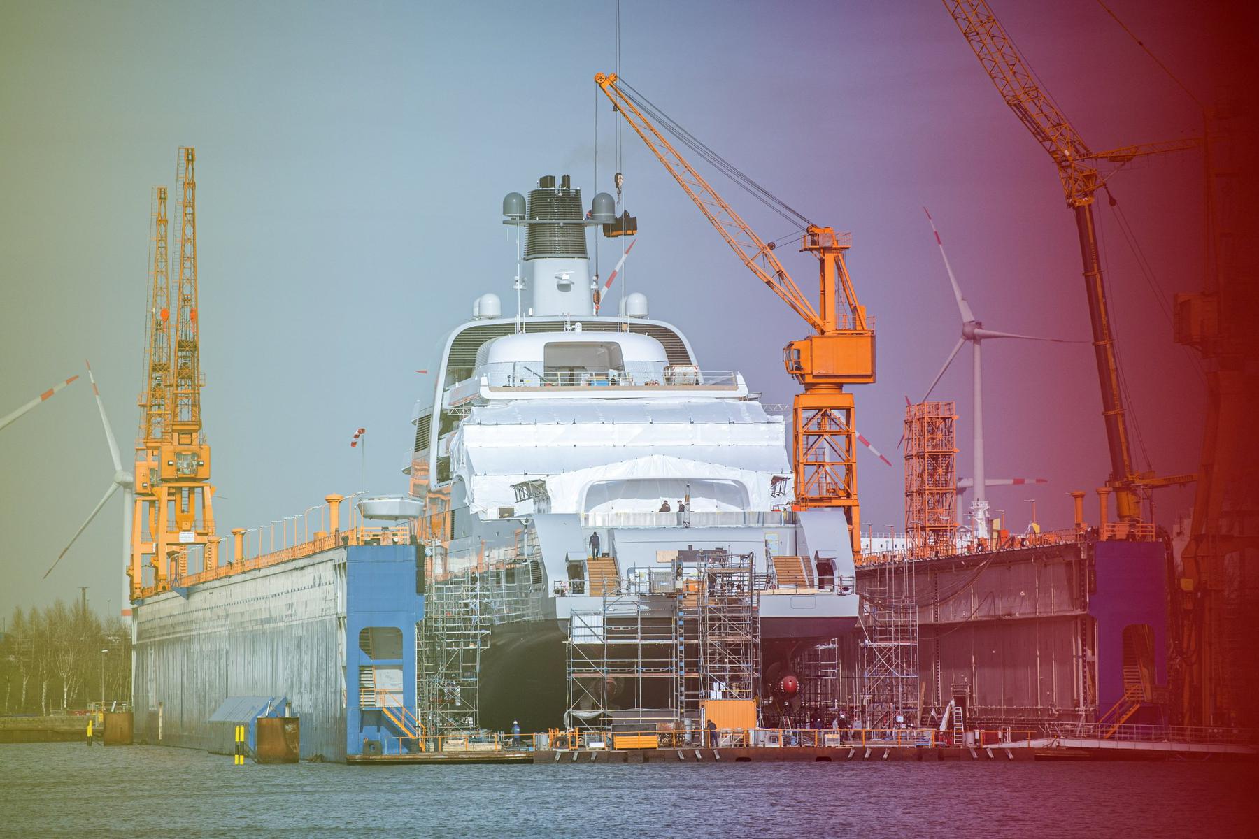 Судоверфь Lloyd Werft и яхта Solaris. Фото: Getty