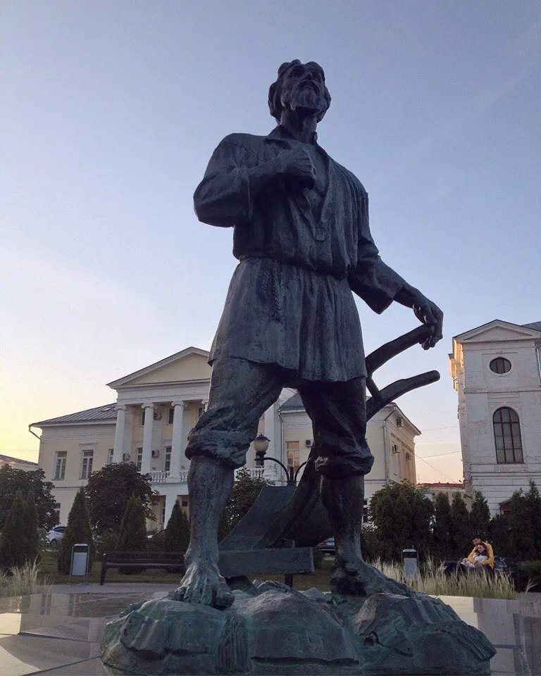 Памятник Тамбовскому мужику. Фото: tambovgrad.ru