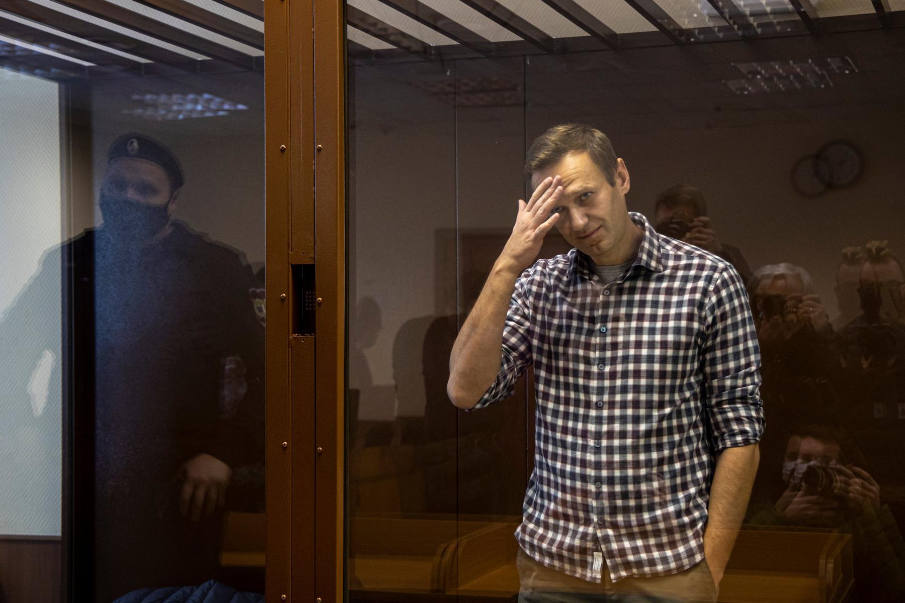 Alecey Navalny in Moscow court, February, 2021. Photo by Arden Arkman / Novaya Gazeta