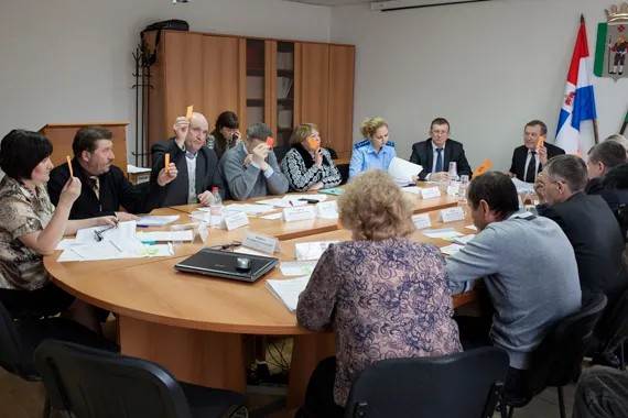 Заседание Земского собрания. Фото: Анна Артемьева / «Новая газета»