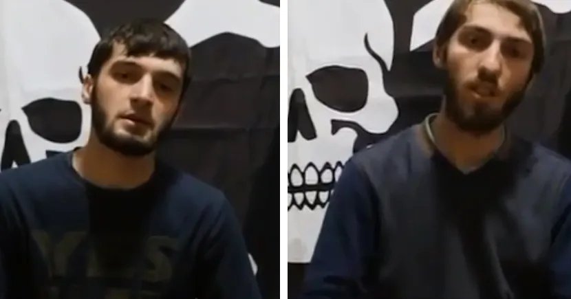 В конце ролика Эскарбиев и Хакимов обзывают Эль-Багдади последними словами на фоне совсем другого флага, однако одеты в ту же самую одежду