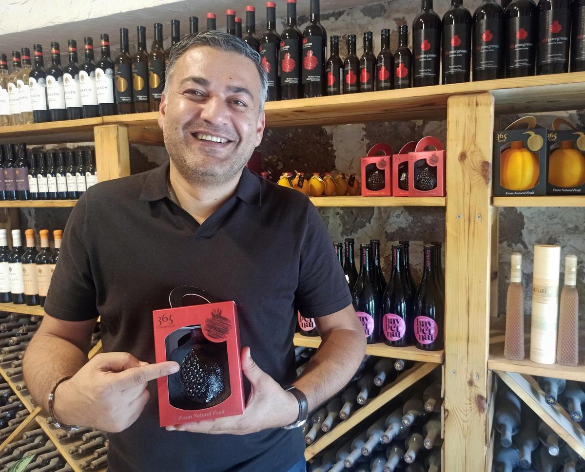 Ваагн Геворкян на своей винодельне Gevorkian, Ереван. Фото: Евгения Енгибарян