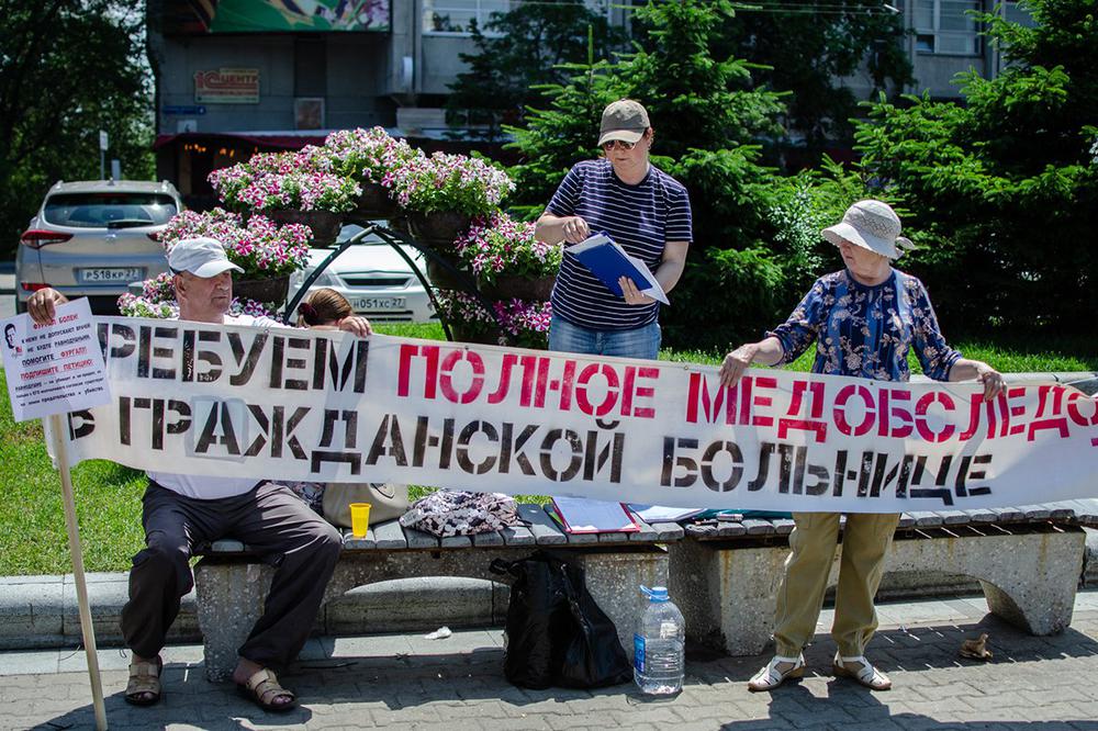 Бессрочный протест на Комсомольской площади. Фото: Максим Поляков / «7x7», Синдикат-100