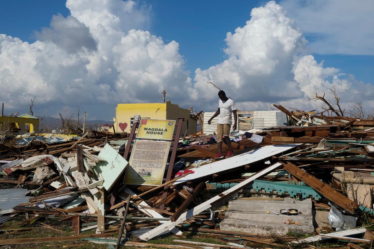 Как минимум 19 человек погибли в результате урагана «Мелисса» на Ямайке. Фото: AP / TASS