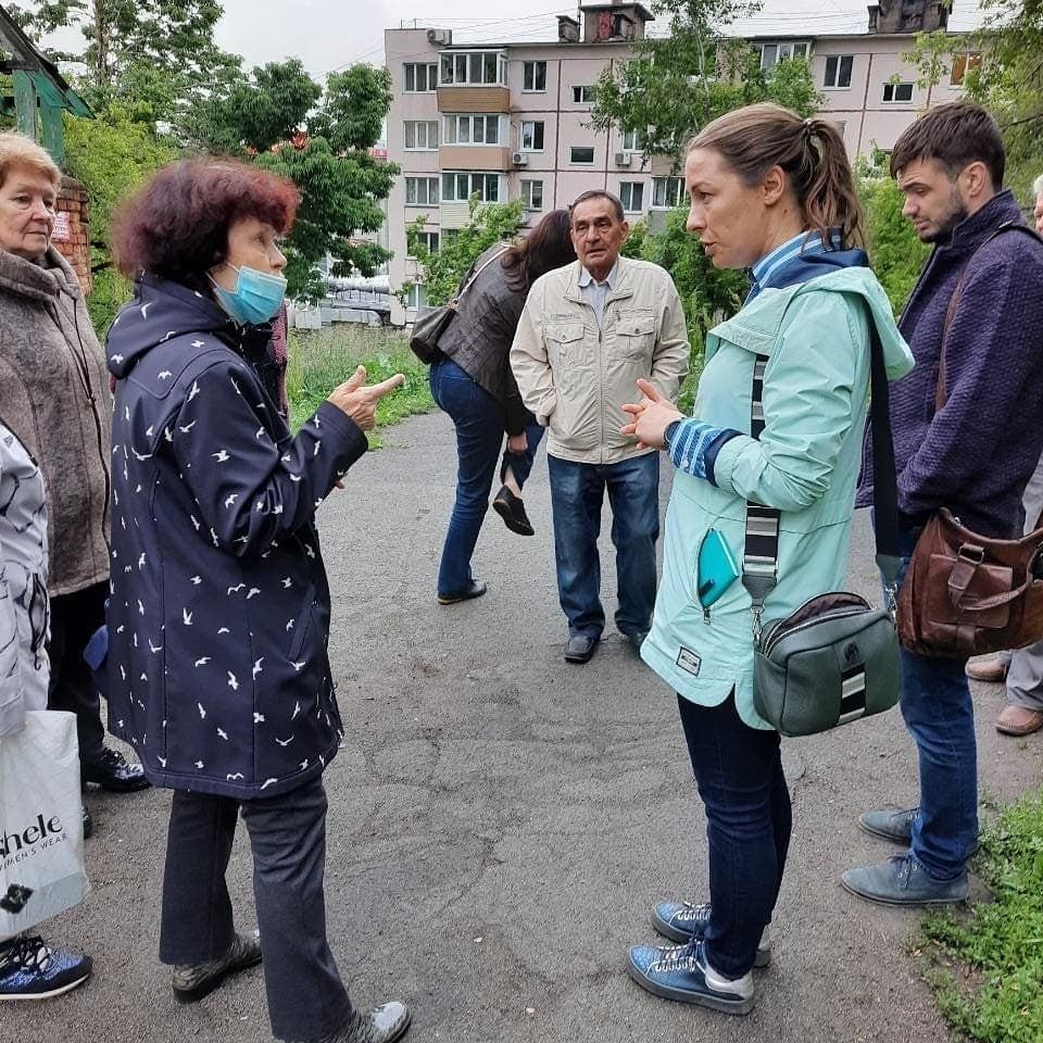 Надежда Телелюева во время встречи с избирателями. Фото из соцсетей