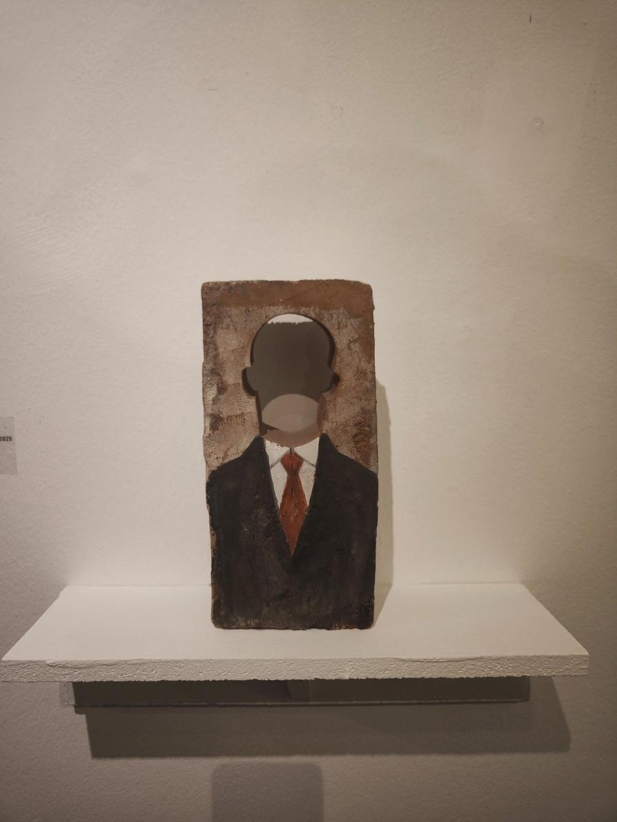 Экпонат с выставки Василия Слонова на территории «Винзавода». Фото: Дарья Мосунова-Кондрашева