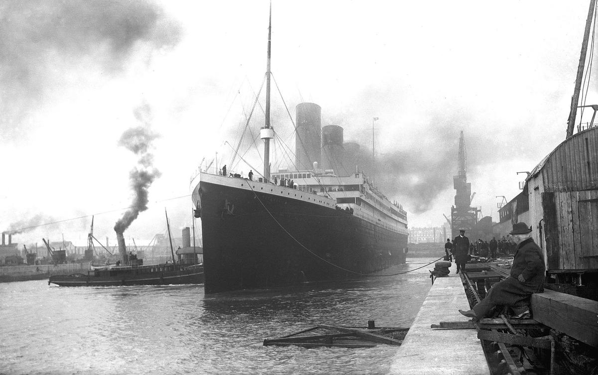 Титаник отчаливает из Саутгемптона. Фото: википедия
