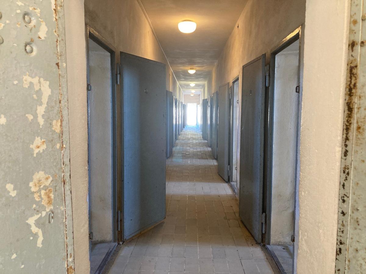 В тюрьме Zellenbau. Фото: Ирина Тумакова / «Новая газета»