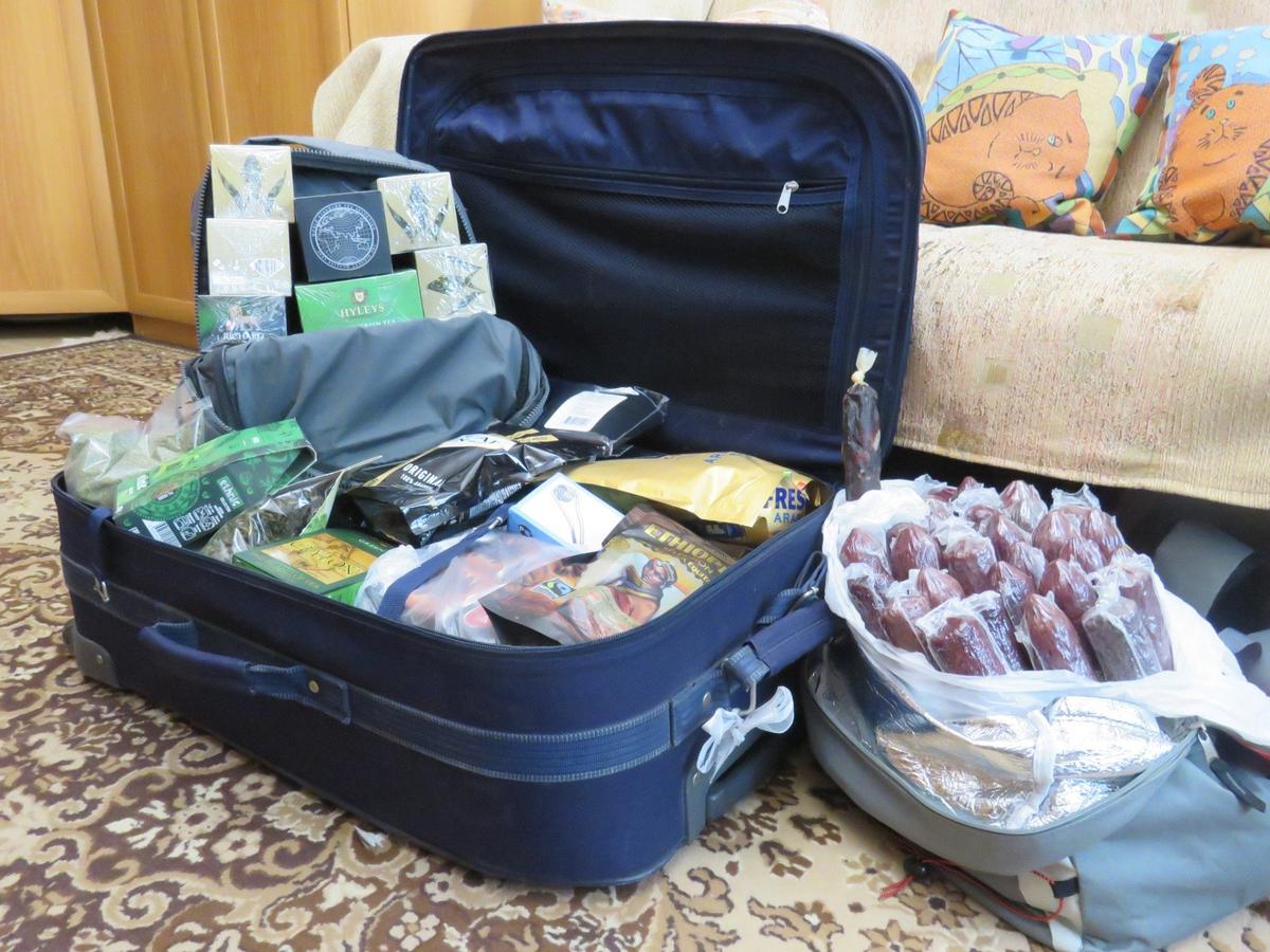 Передача перед отъездом в Сосновку. Фото: Вера Васильева