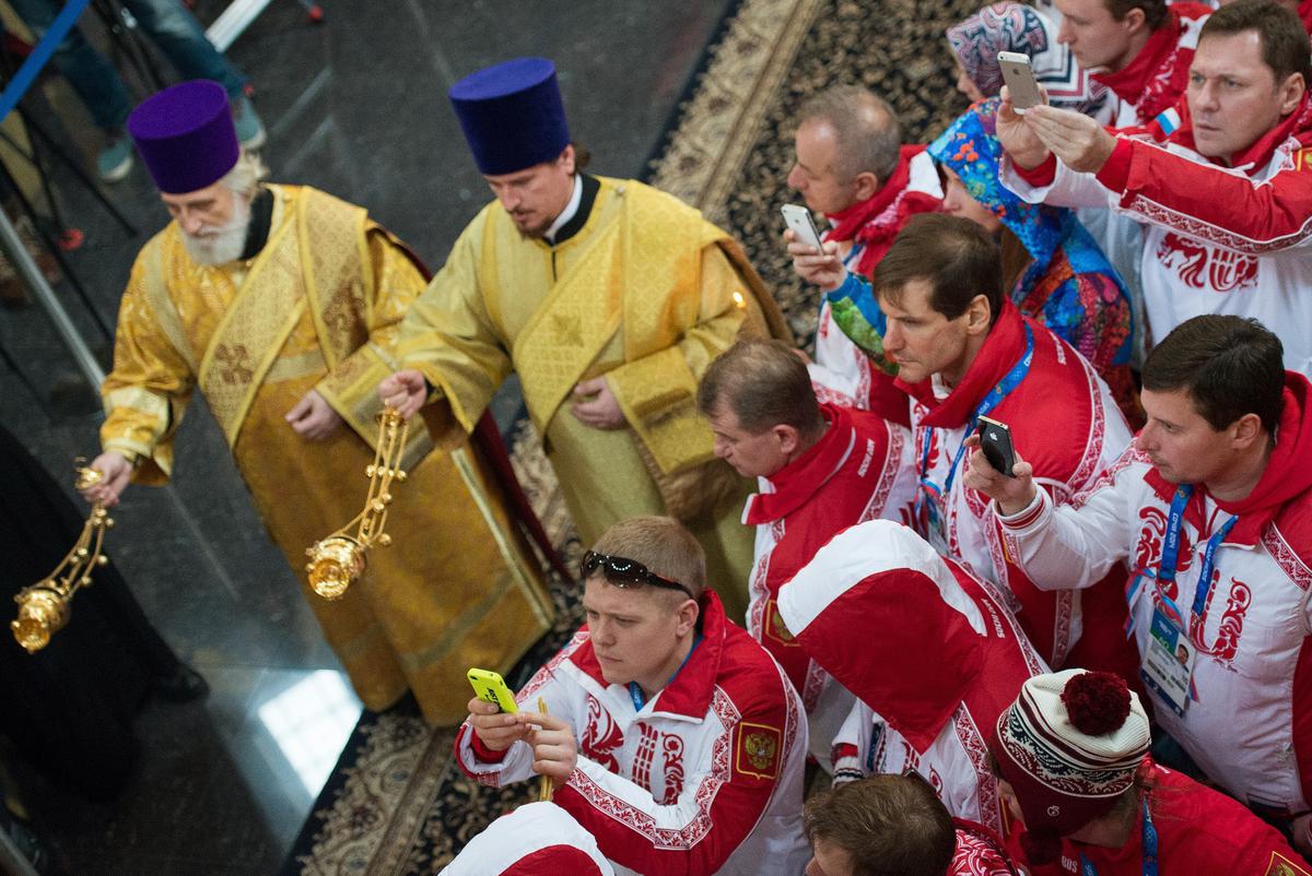 Олимпийская сборная России на молебне в Сочи. 2014 год. Фото: РИА Новости