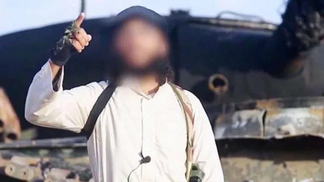 Кадр из видеообращения террориста