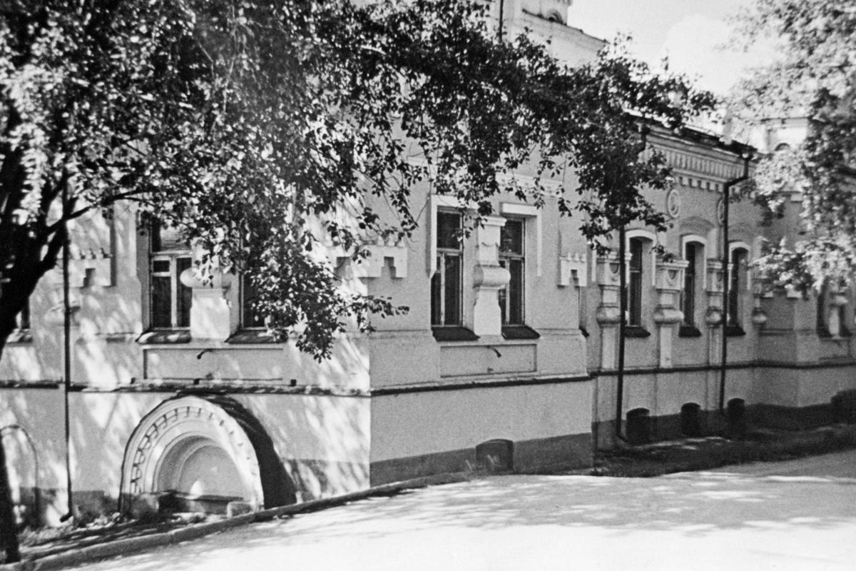 Екатеринбург. Дом Ипатьева, в котором в 1918 году была расстреляна царская семья. Фотохроника ТАСС